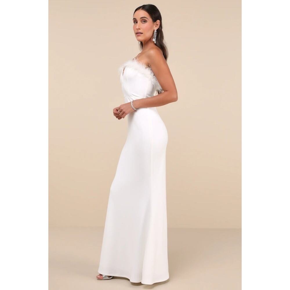 NWT Lulus Extraordinary Glam White Feather Strapless Mermaid Maxi Dress L - Picture 3 of 4
